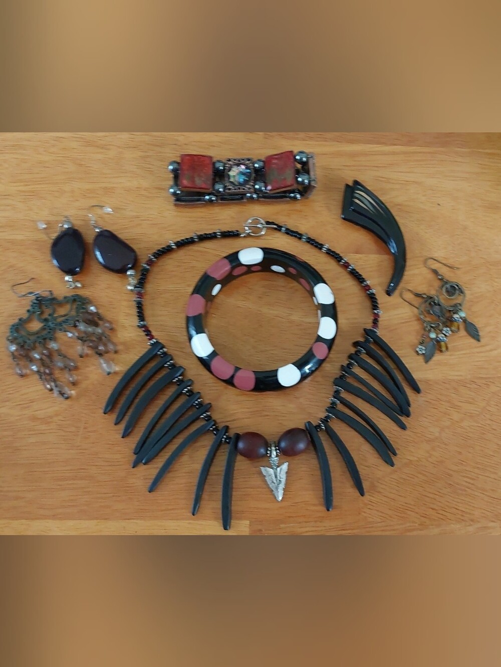 Vintage Boho Tribal Jewelry Lot - Claw Necklace, Bangle, Brooch, Earrings 7pc